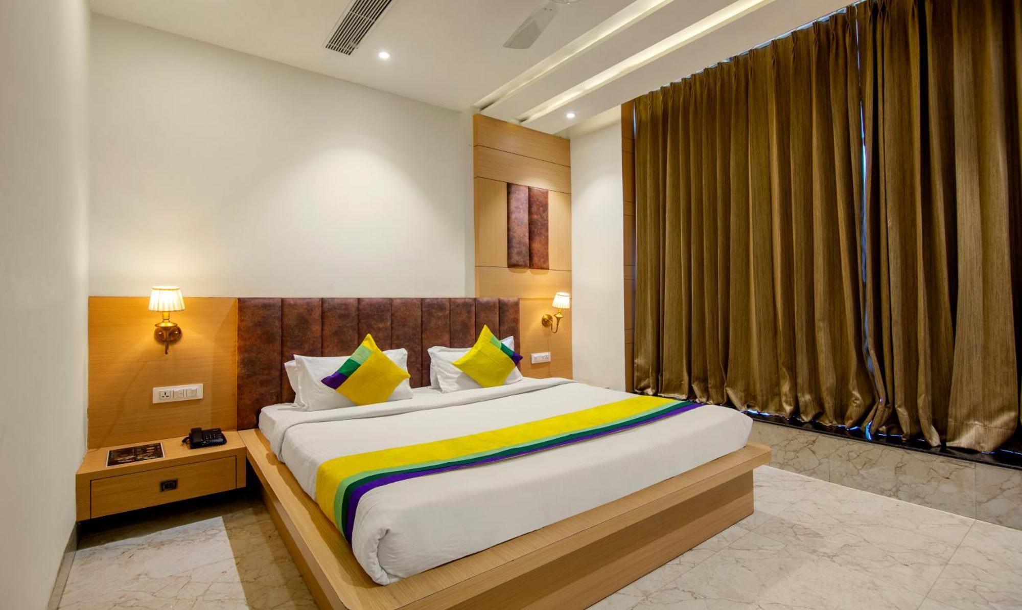 Itsy Hotels Sehdev Residency, Near Golden Temple Амритсар Экстерьер фото