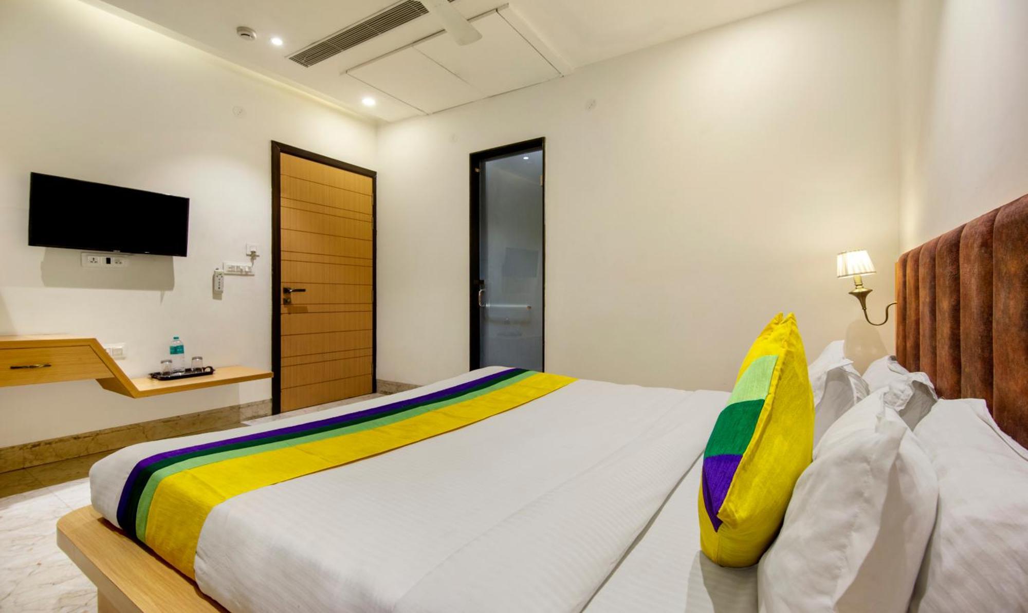 Itsy Hotels Sehdev Residency, Near Golden Temple Амритсар Экстерьер фото